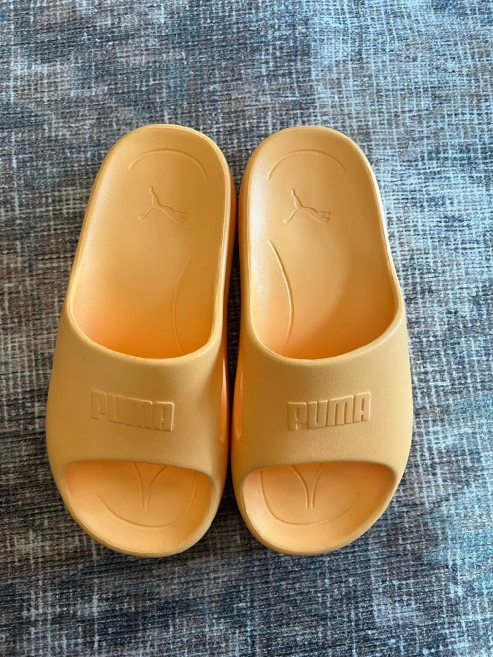 Puma Slides Platform Sandals in Almost Apricot Size 7 - Picture 1 of 10